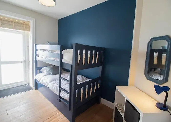 Beach Haven Apartment By Air Premier